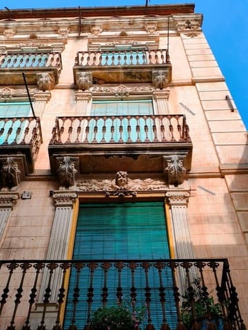 7 bedroom Townhouse for sale in Arens de Lledó - € 95,000 (Ref: 9150289)