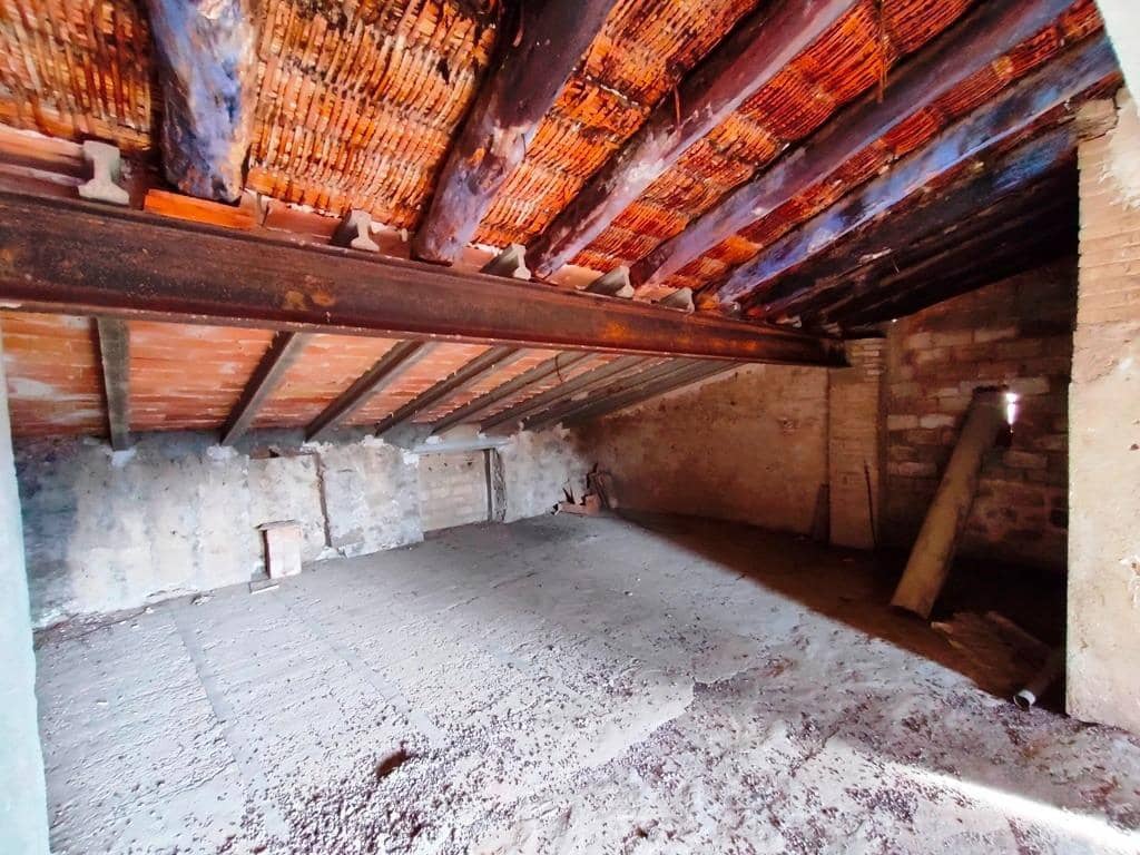 7 soveværelse Byhus til salg i Arens de Lledo - € 95.000 (Ref: 9150289)