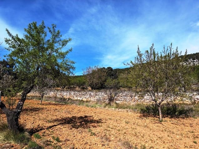 Finca/Landehus til salg i Fuentespalda - € 85.000 (Ref: 9150290)
