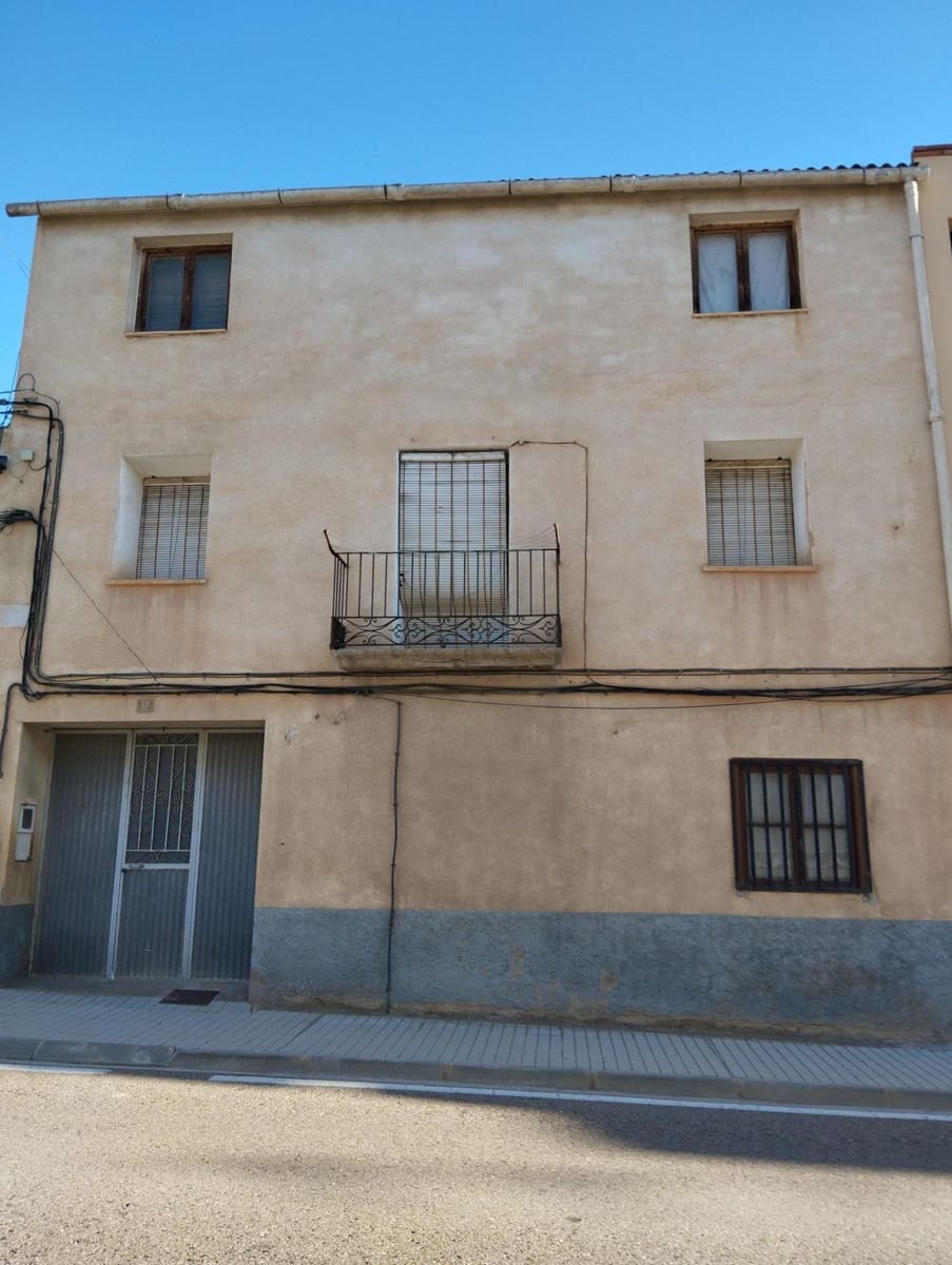 3 bedroom Townhouse for sale in Valdeltormo - € 55,000 (Ref: 9150297)