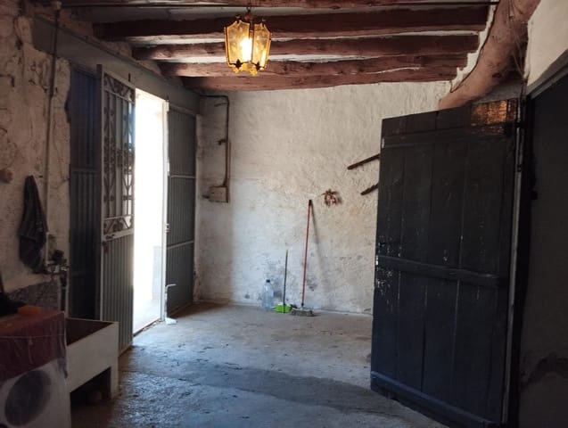 3 bedroom Townhouse for sale in Valdeltormo - € 55,000 (Ref: 9150297)