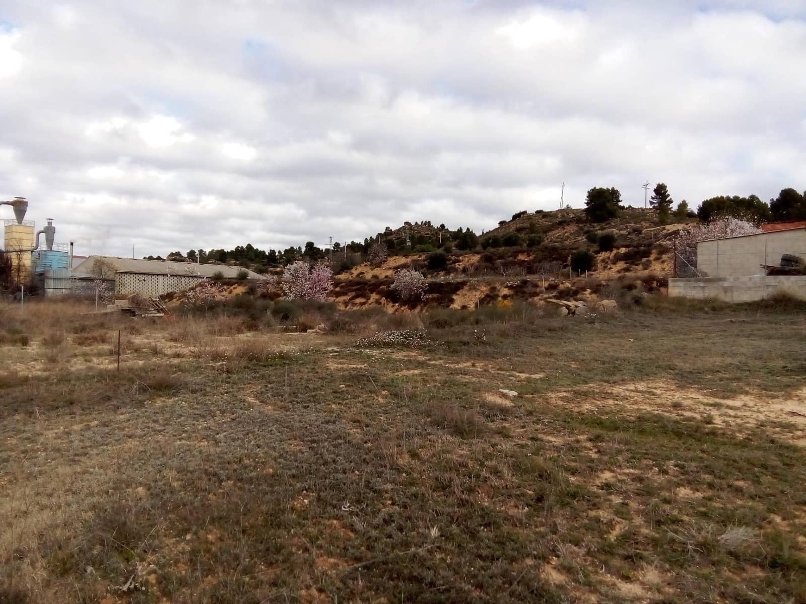 Działka budowlana na sprzedaż w Valdeltormo - 45 000 € (Ref: 9150303)