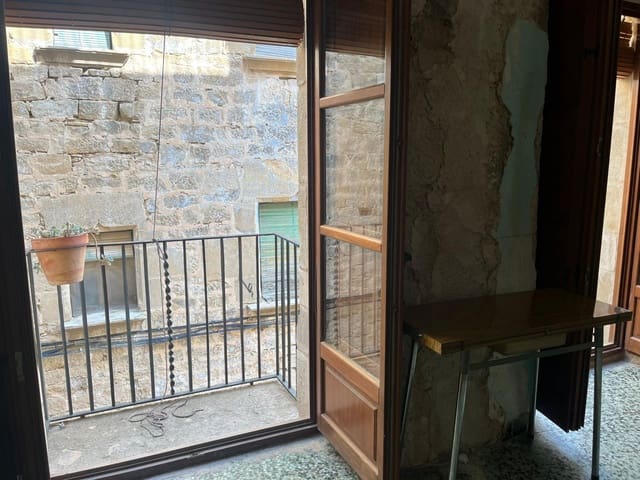 3 bedroom Townhouse for sale in Calaceite - € 129,000 (Ref: 9150304)