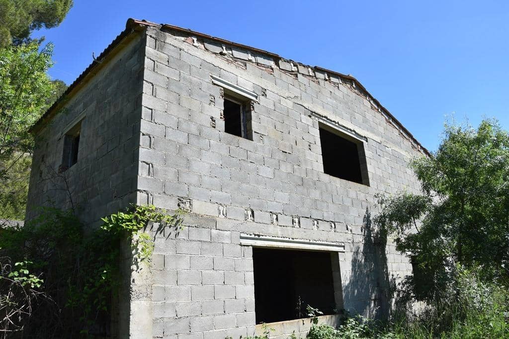 Finca/Landhuis te koop in Torre del Compte - € 75.000 (Ref: 9150305)