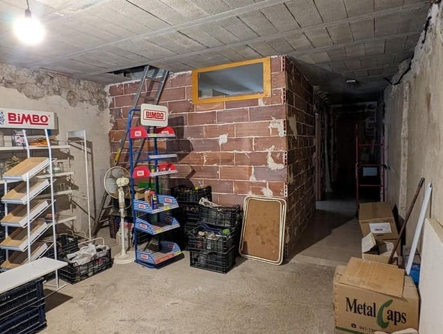 Casa de 3 habitaciones en Calaceite en venta - 130.000 € (Ref: 9150306)