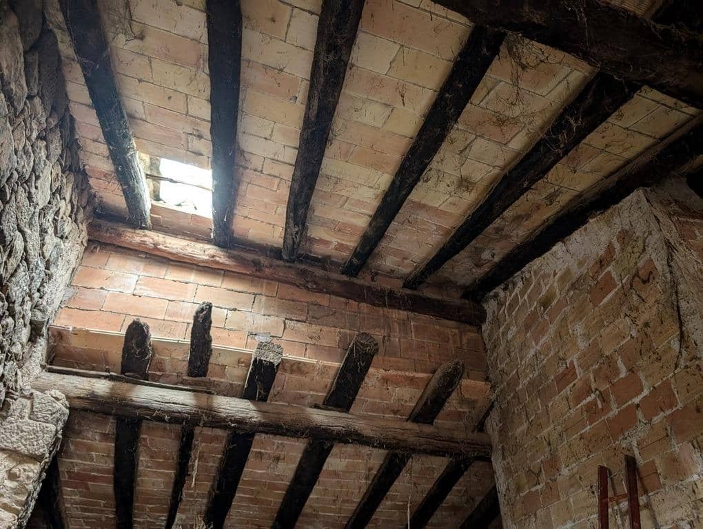 5 slaapkamer Huis te koop in Horta de Sant Joan - € 70.000 (Ref: 9150309)