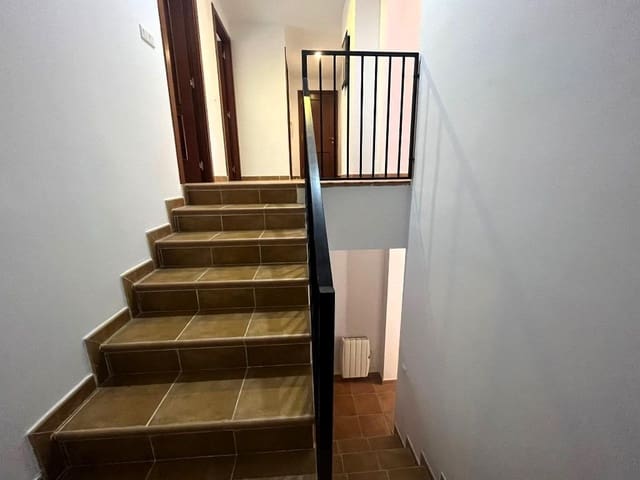 3 bedroom Flat for sale in Beceite with garage - € 135,000 (Ref: 9150312)