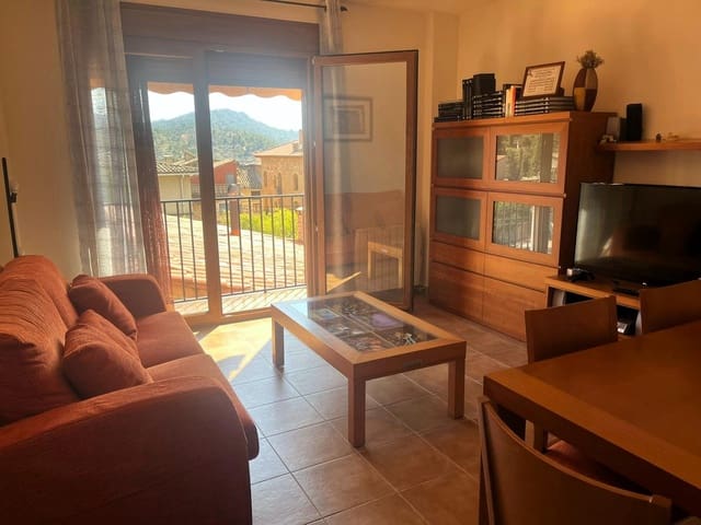 3 bedroom Flat for sale in Beceite with garage - € 135,000 (Ref: 9150312)