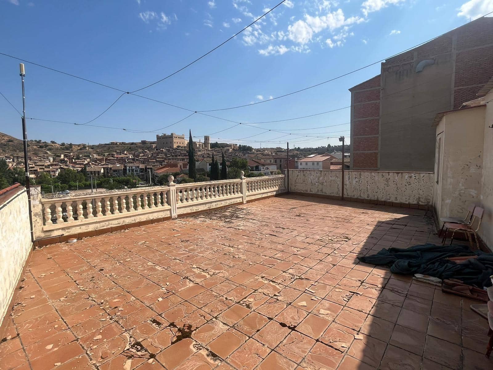 Erhverv til salg i Valderrobres - € 500.000 (Ref: 9150319)