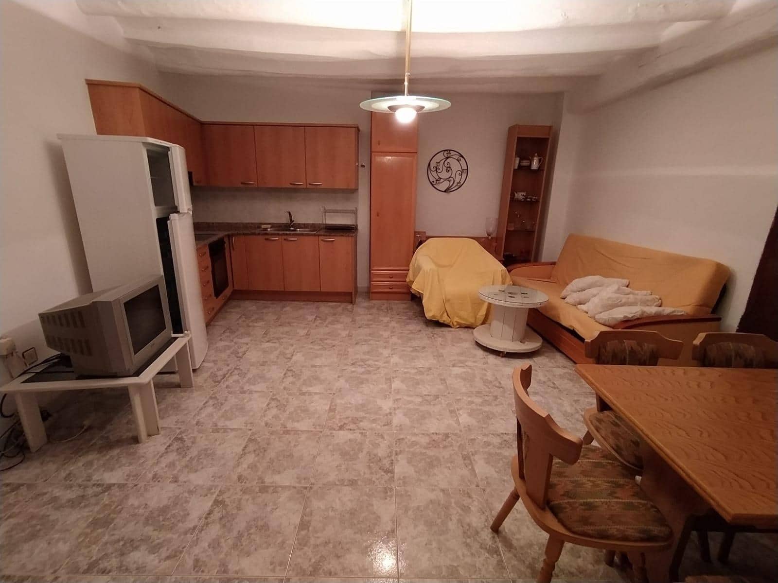 4 soveværelse Byhus til salg i Calaceite med garage - € 95.000 (Ref: 9150322)