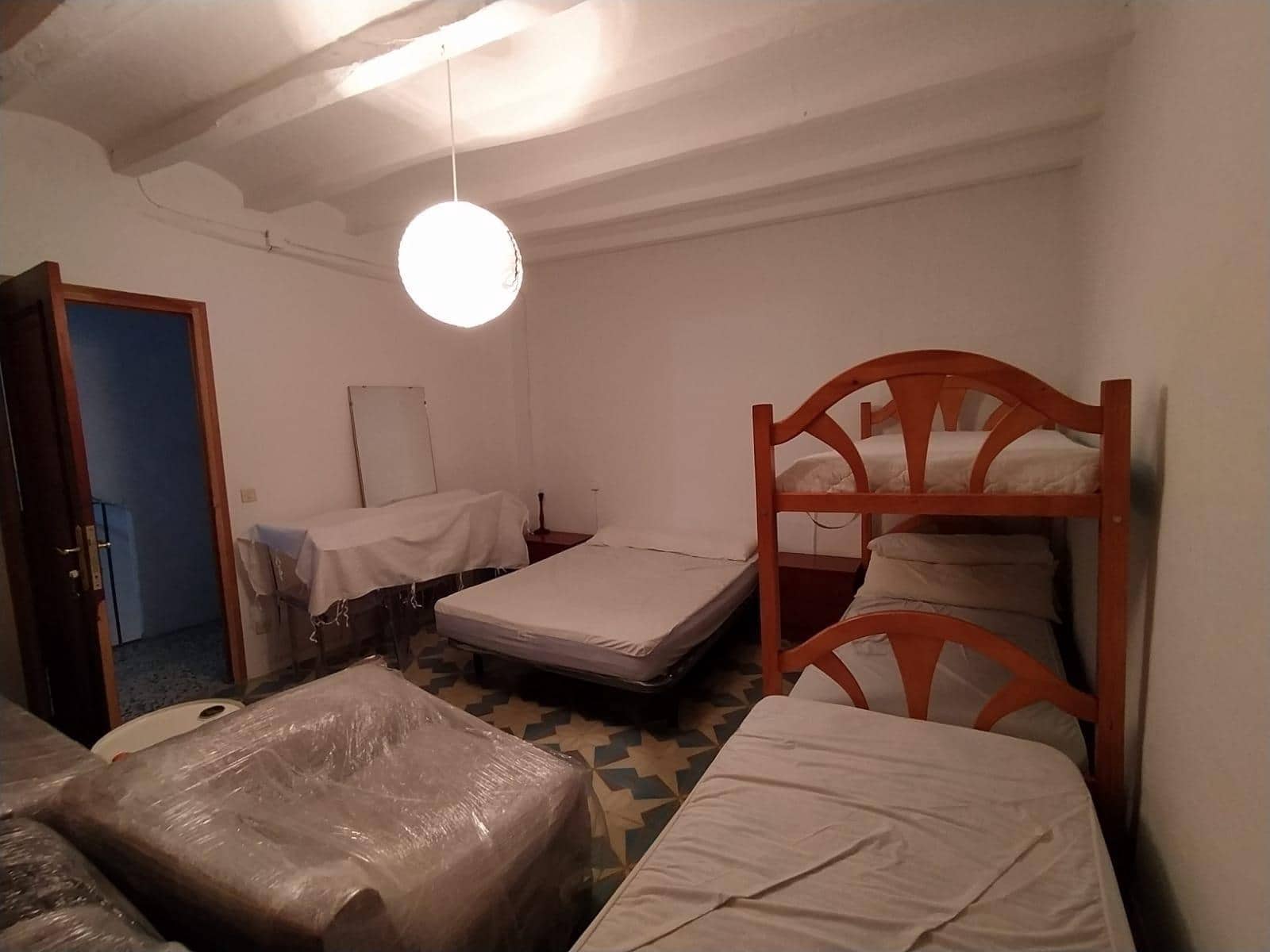 4 soveværelse Byhus til salg i Calaceite med garage - € 95.000 (Ref: 9150322)