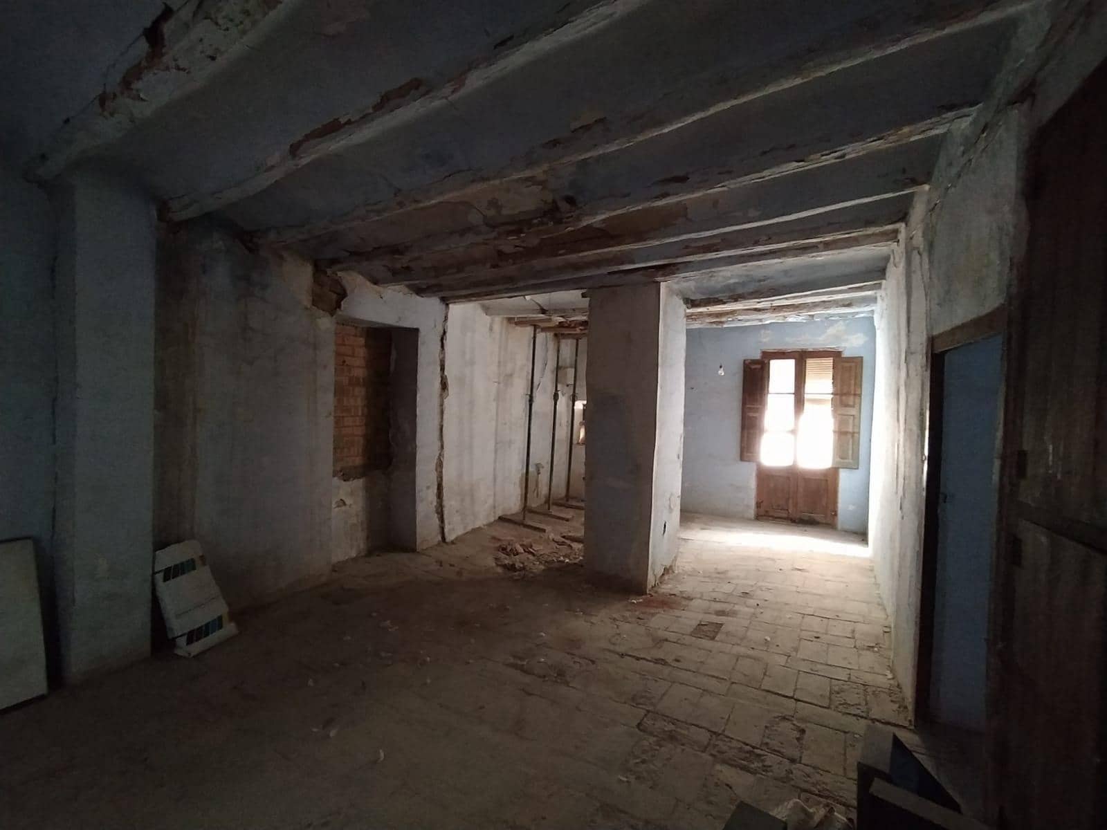 4 soveværelse Byhus til salg i Calaceite med garage - € 95.000 (Ref: 9150322)