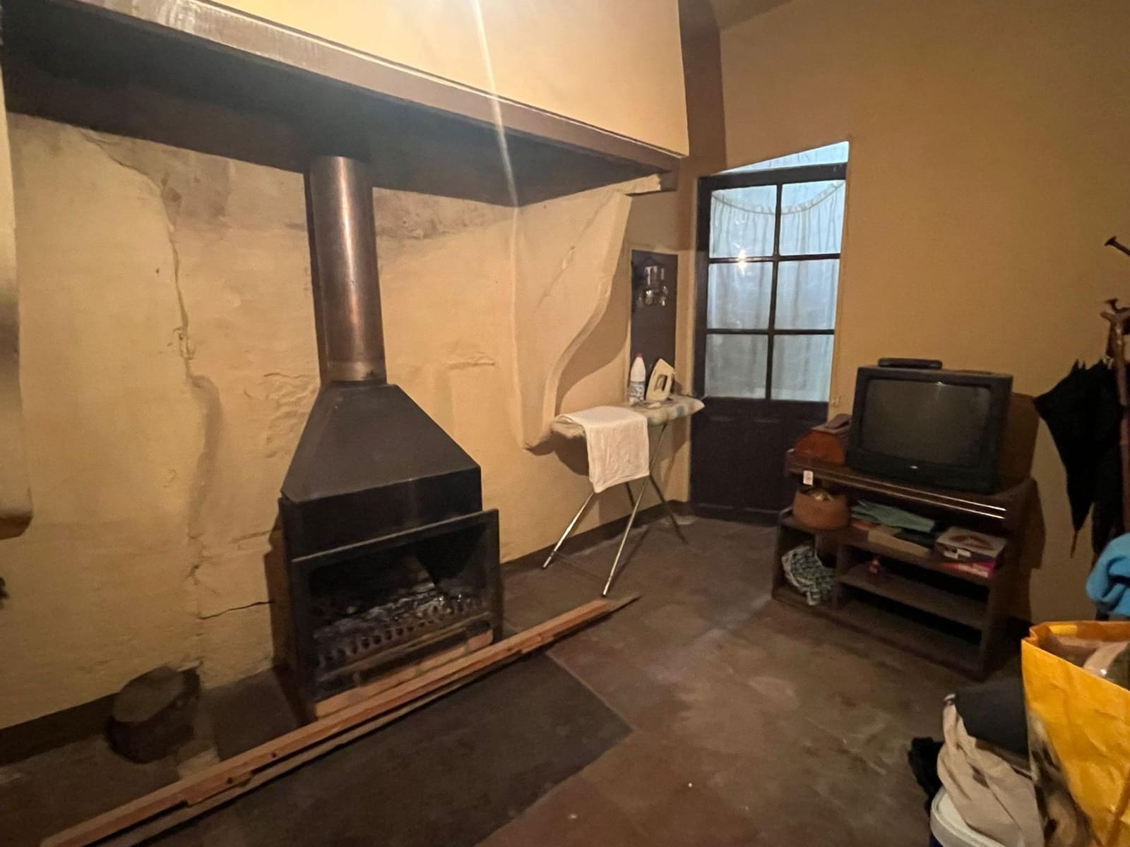 8 slaapkamer Huis te koop in Penarroya de Tastavins met garage - € 180.000 (Ref: 9150324)