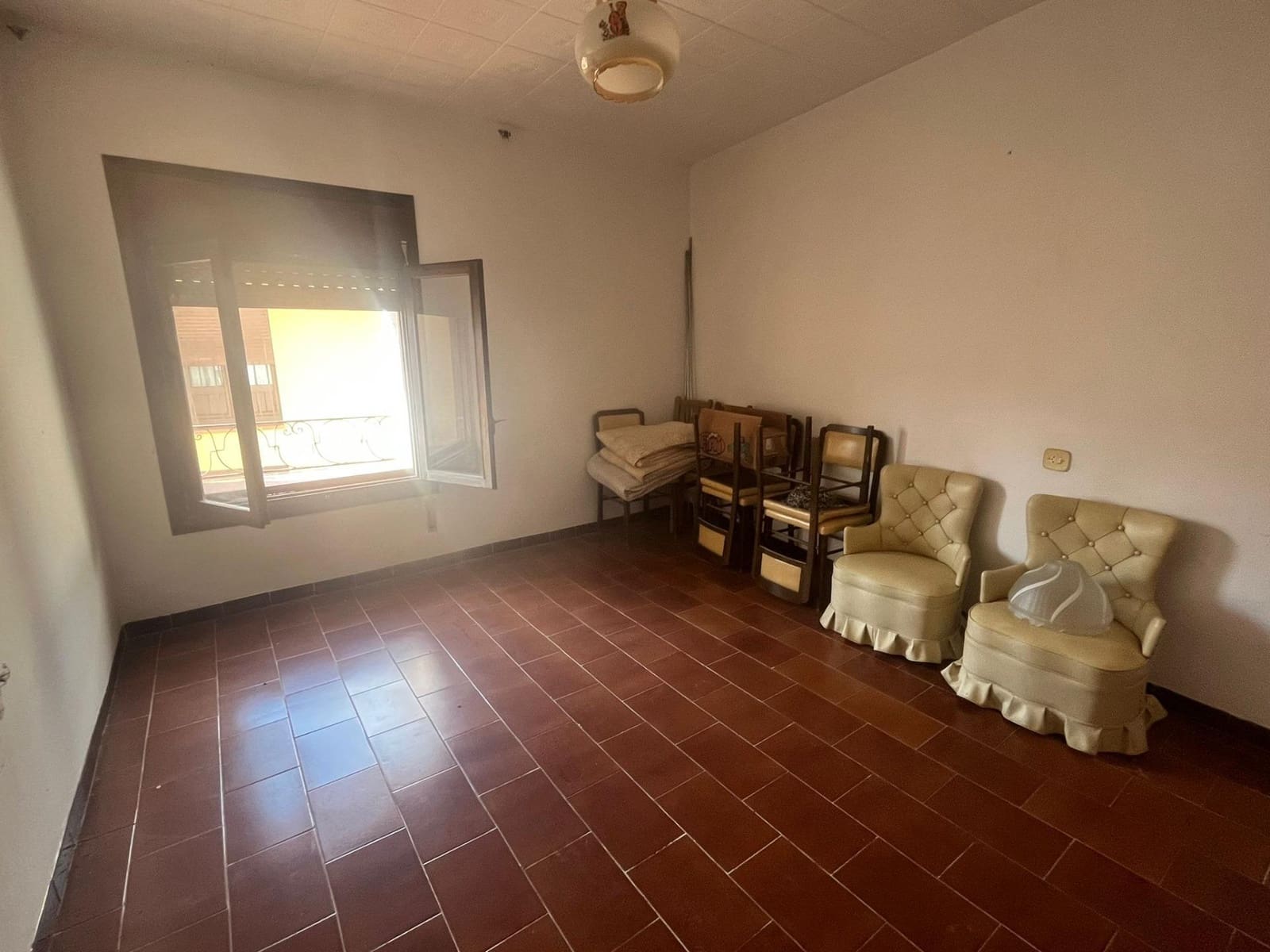 8 slaapkamer Huis te koop in Penarroya de Tastavins met garage - € 180.000 (Ref: 9150324)