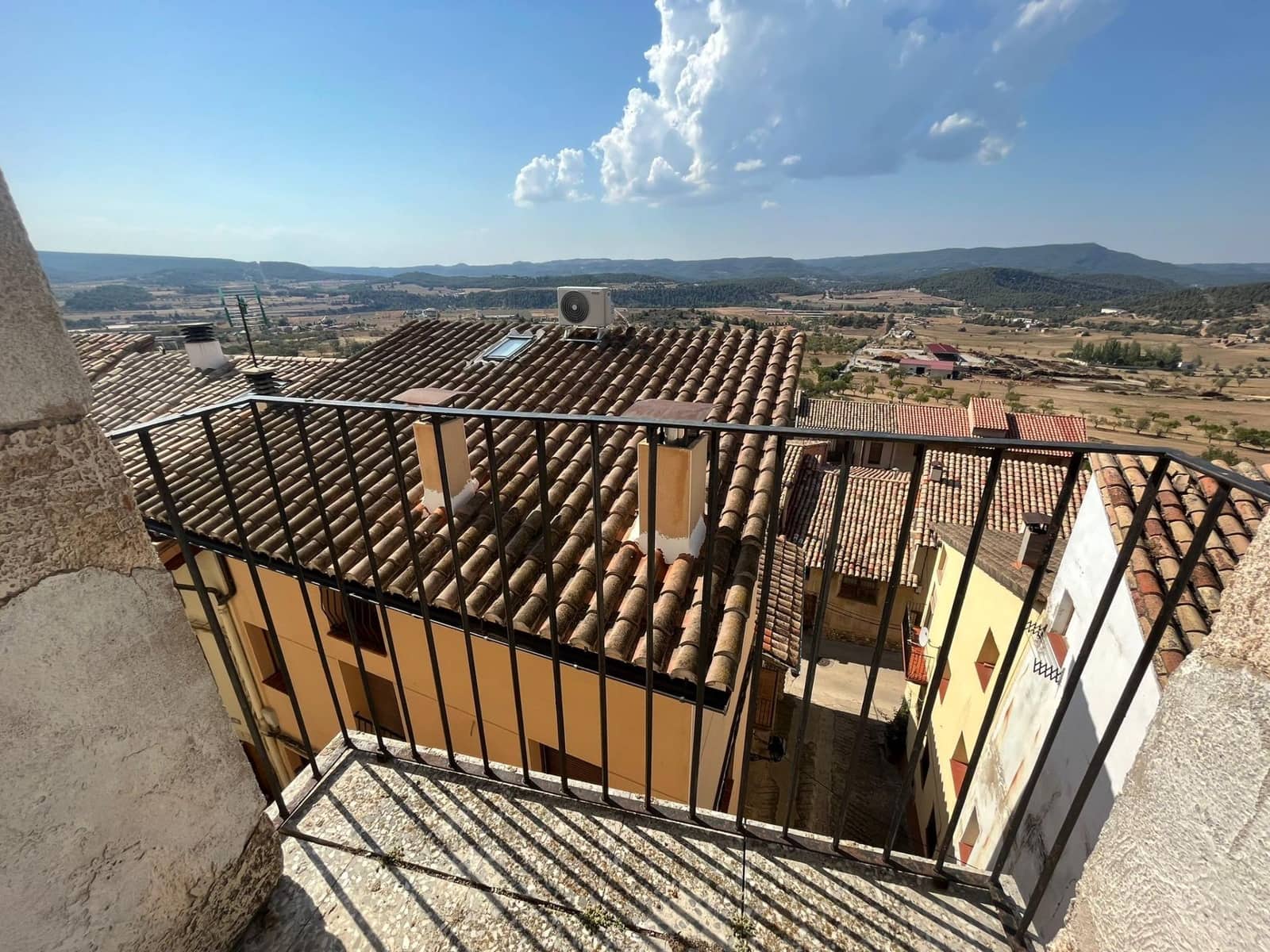 8 slaapkamer Huis te koop in Penarroya de Tastavins met garage - € 180.000 (Ref: 9150324)