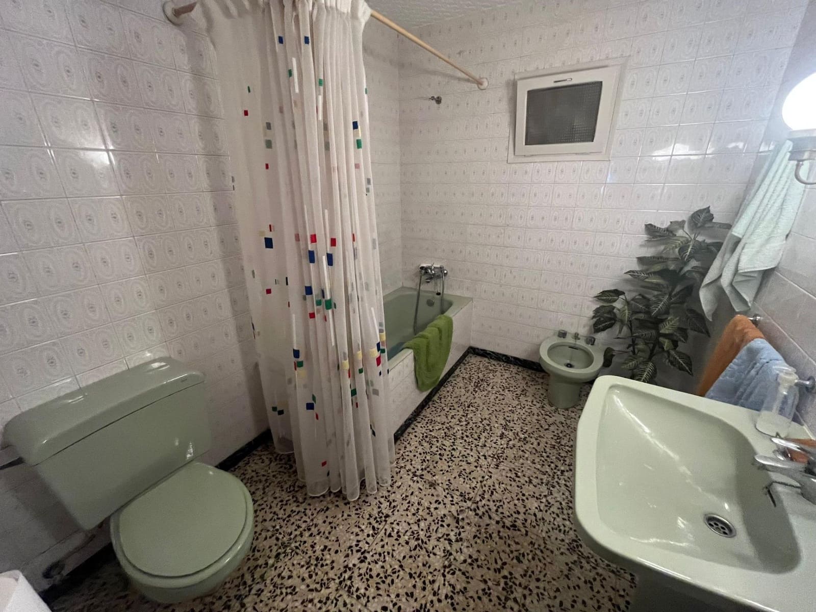 8 slaapkamer Huis te koop in Penarroya de Tastavins met garage - € 180.000 (Ref: 9150324)