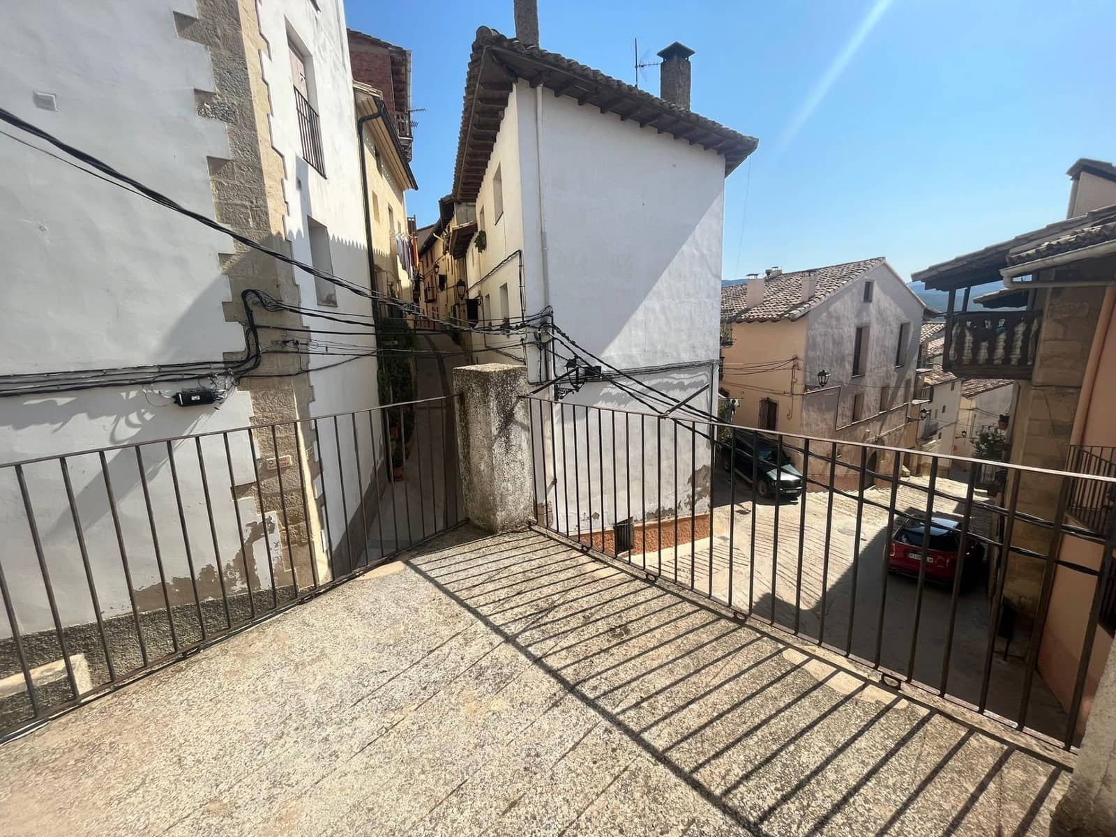 8 slaapkamer Huis te koop in Penarroya de Tastavins met garage - € 180.000 (Ref: 9150324)