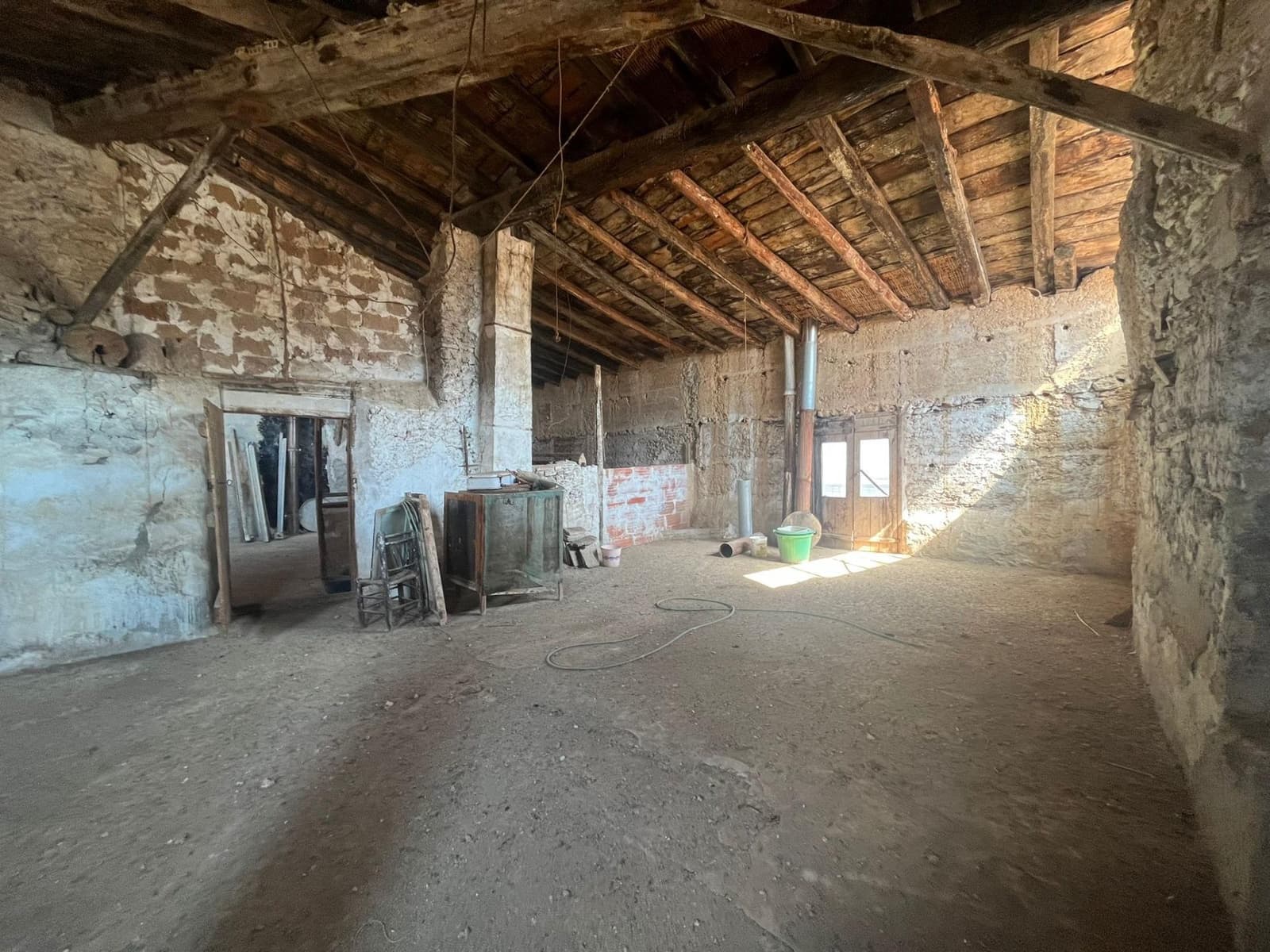 8 slaapkamer Huis te koop in Penarroya de Tastavins met garage - € 180.000 (Ref: 9150324)