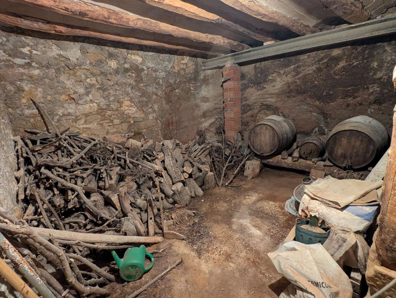 4 soverom Hus til salgs i La Fresneda - € 80 000 (Ref: 9150336)