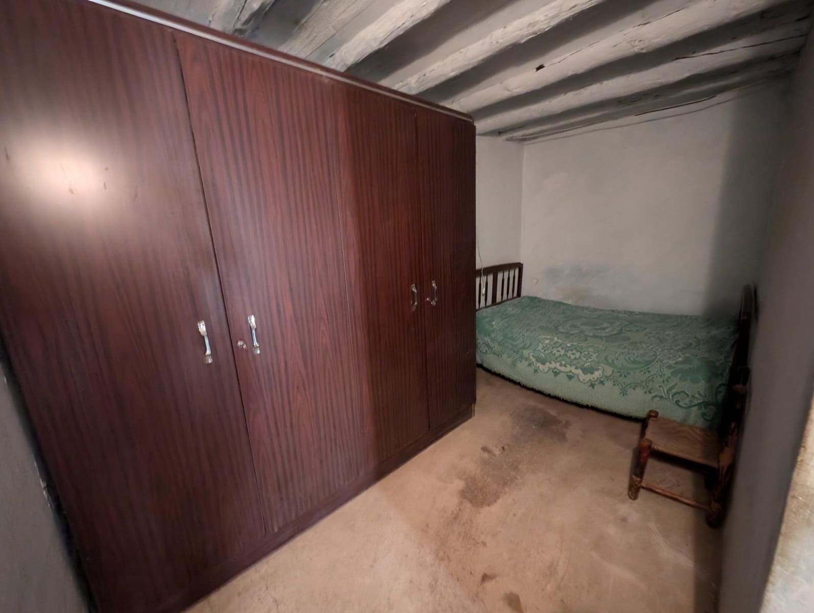 6 soveværelse Byhus til salg i Valderrobres - € 92.000 (Ref: 9150337)