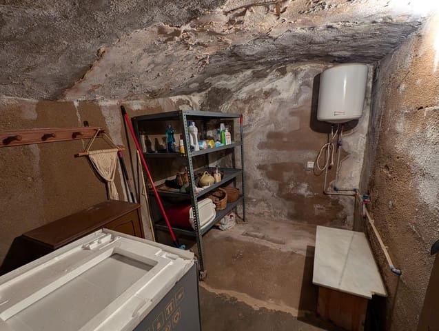 4 soveværelse Byhus til salg i La Fresneda - € 63.000 (Ref: 9150349)