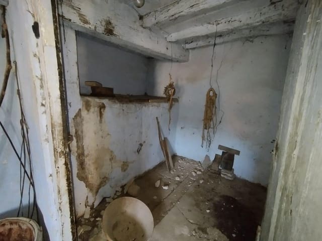 Ruin for sale in Fuentespalda - € 40,000 (Ref: 9150359)