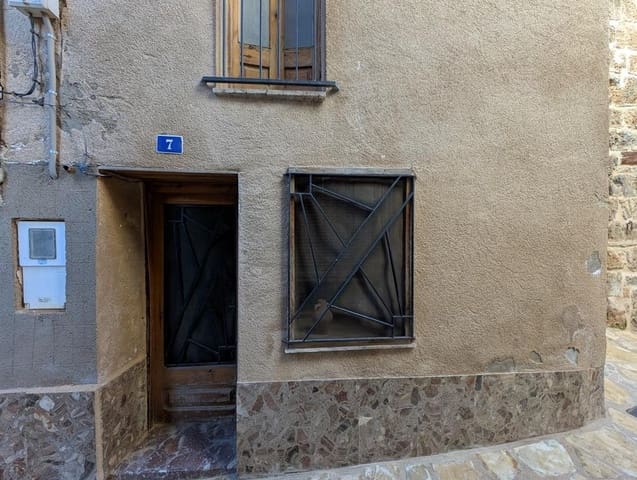 Ruin for sale in Beceite - € 23,800 (Ref: 9150367)