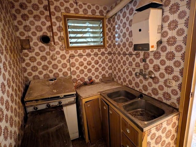 Ruin for sale in Beceite - € 23,800 (Ref: 9150367)