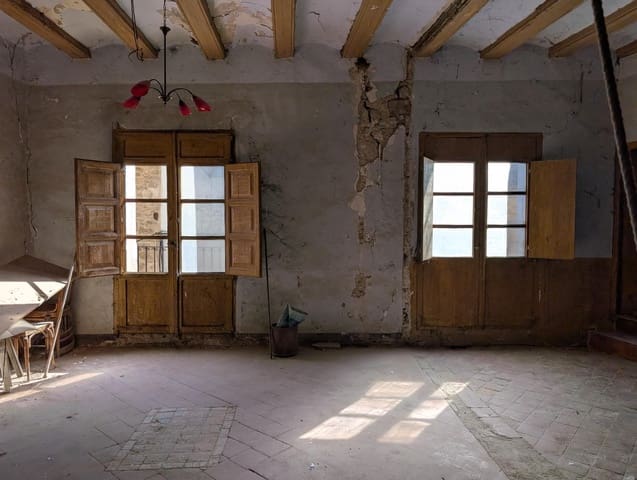 Ruin for sale in La Fresneda - € 85,000 (Ref: 9150371)