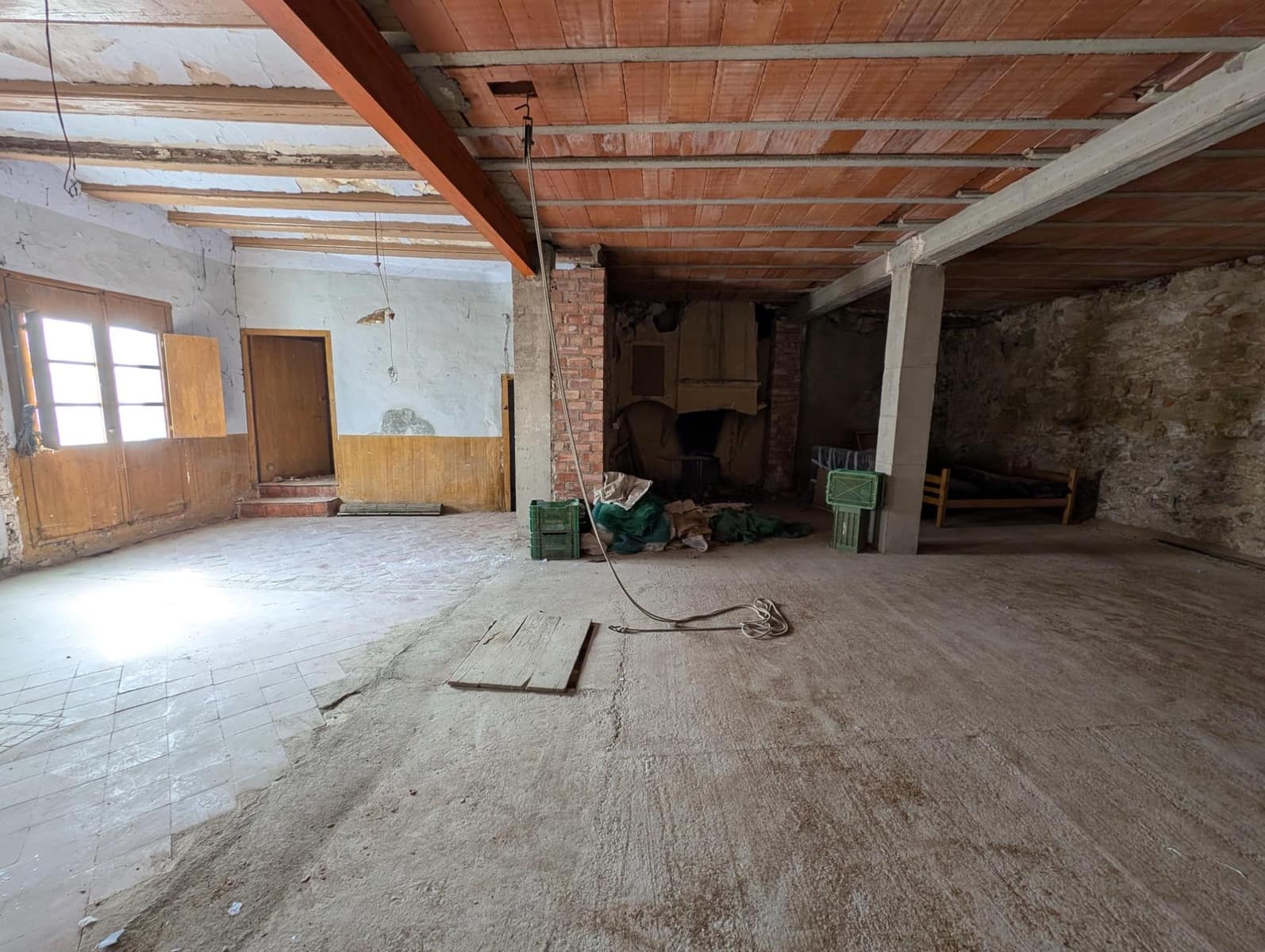 Ruin til salg i La Fresneda - € 85.000 (Ref: 9150371)