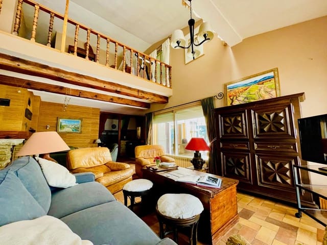 5 soveværelse Finca/Landehus til salg i Valderrobres med swimmingpool - € 795.000 (Ref: 9150374)