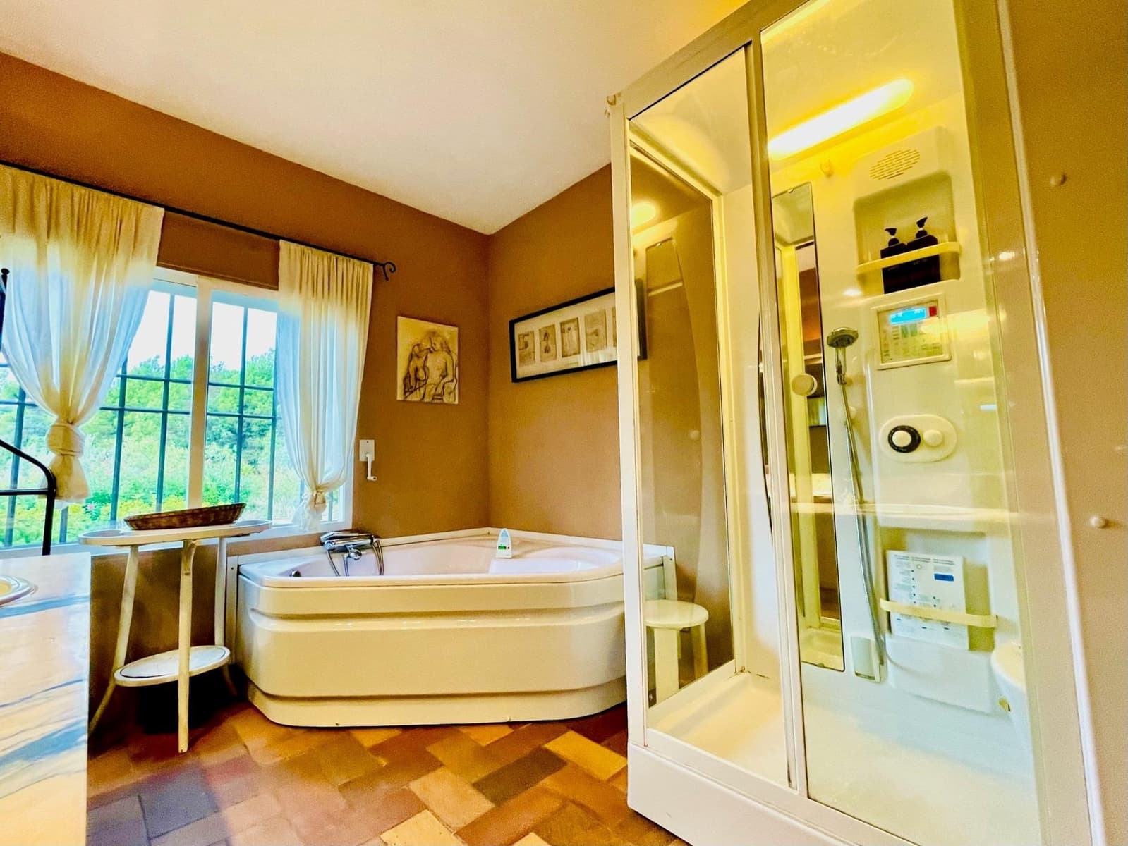 5 soveværelse Finca/Landehus til salg i Valderrobres med swimmingpool - € 795.000 (Ref: 9150374)