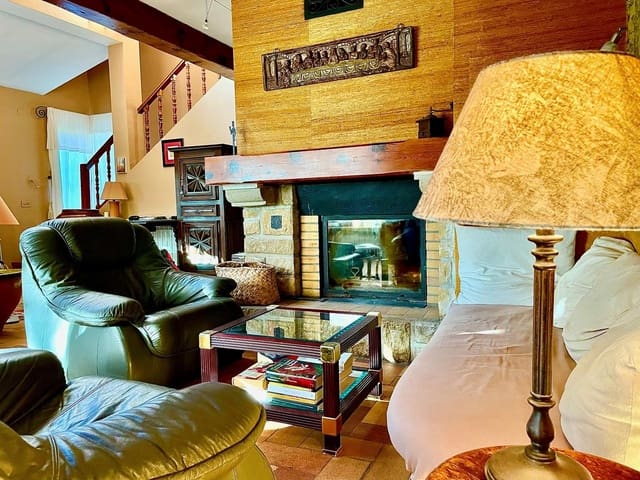 5 soveværelse Finca/Landehus til salg i Valderrobres med swimmingpool - € 795.000 (Ref: 9150374)