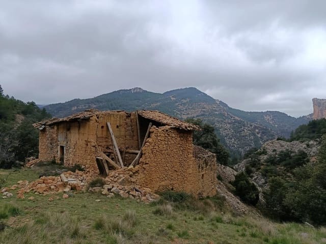 Finka/Dom wiejski na sprzedaż w Peñarroya de Tastavins - 256 000 € (Ref: 9150378)