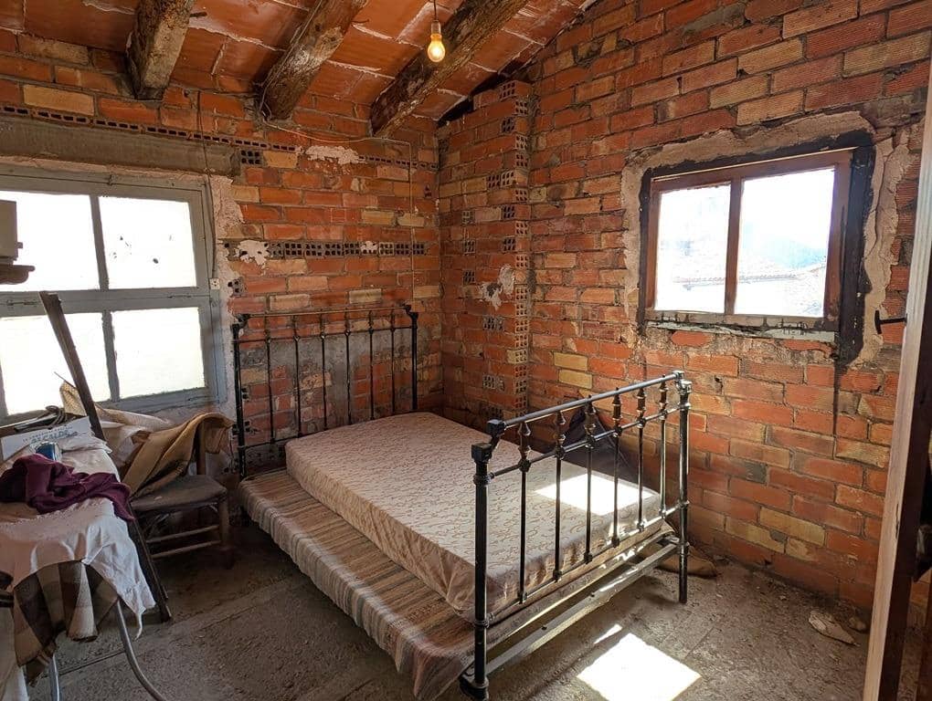 43 sypialnia Dom na sprzedaż w Penarroya de Tastavins - 50 000 € (Ref: 9150383)