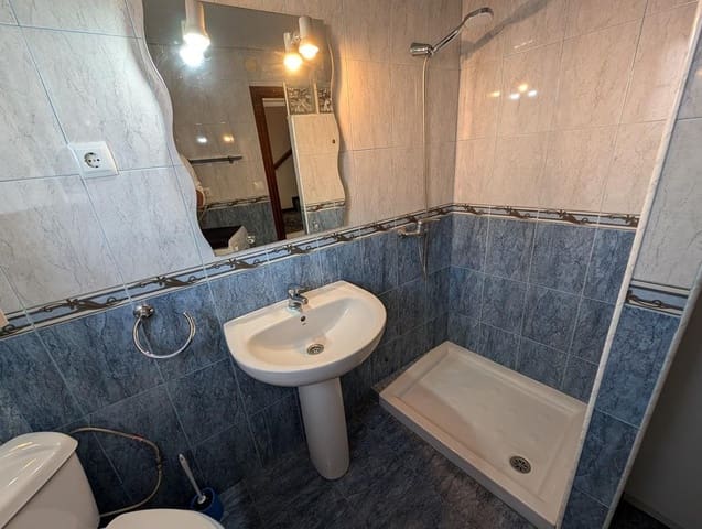 4 bedroom Townhouse for sale in La Fresneda - € 90,000 (Ref: 9150394)