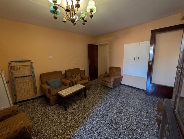 4 bedroom Townhouse for sale in La Fresneda - € 90,000 (Ref: 9150394)