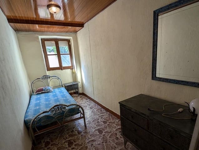 4 bedroom Townhouse for sale in La Fresneda - € 90,000 (Ref: 9150394)