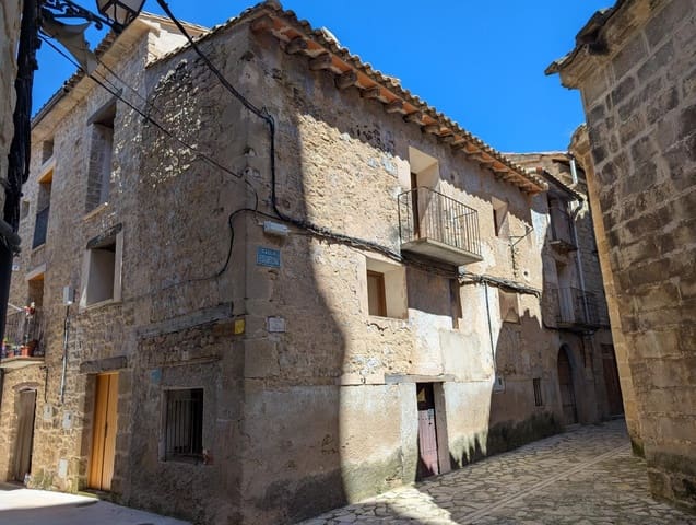 Ruin for sale in Torre del Compte - € 45,000 (Ref: 9150395)