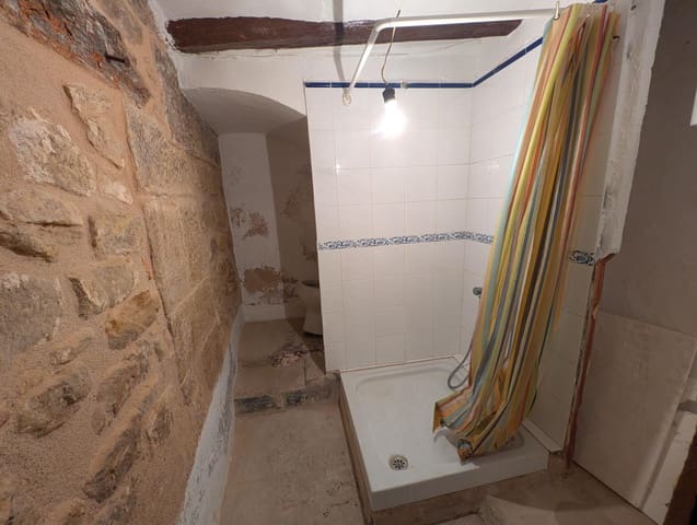 Ruin for sale in Torre del Compte - € 45,000 (Ref: 9150395)