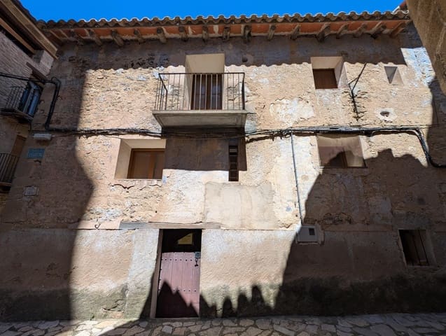 Ruin for sale in Torre del Compte - € 45,000 (Ref: 9150395)