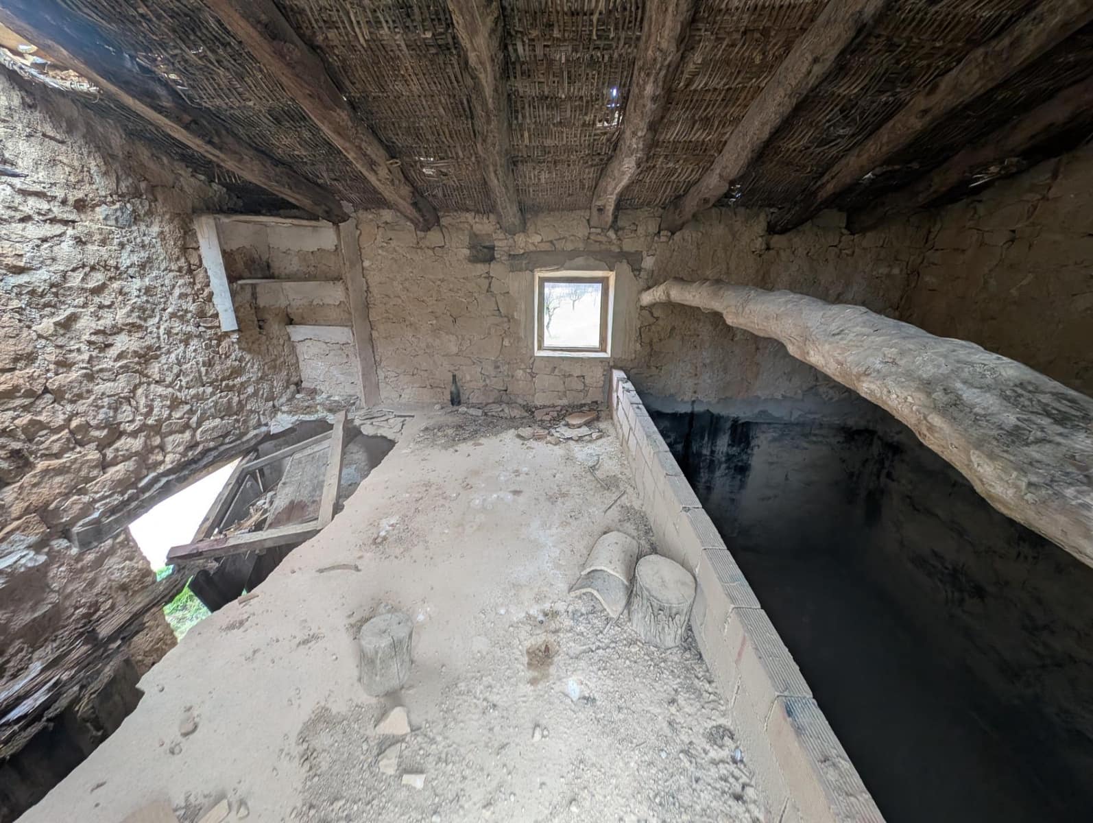 1 bedroom Finca/Country House for sale in Torre del Compte - € 44,000 (Ref: 9150396)