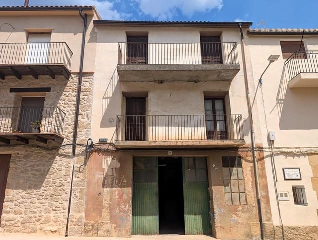 2 bedroom Townhouse for sale in Cretas - € 70,000 (Ref: 9150413)