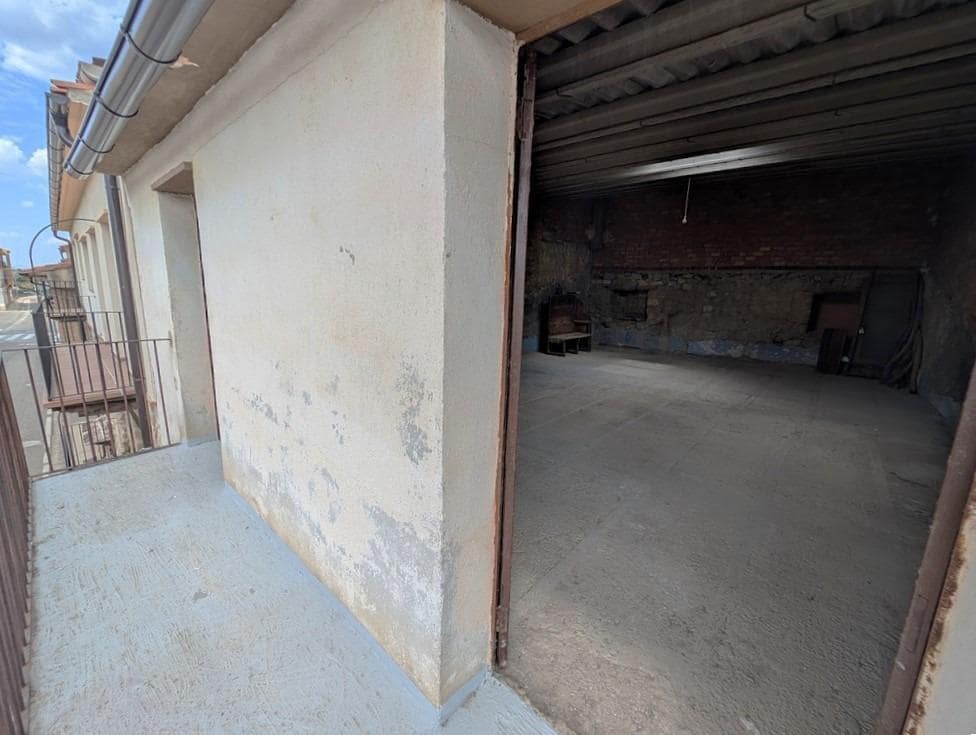 2 makuuhuone Omakotitalo myytävänä paikassa Cretas - 70 000 € (Ref: 9150413)