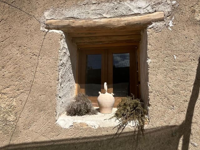 1 quarto Quinta/Casa Rural para venda em Cretas - 46 500 € (Ref: 9150421)