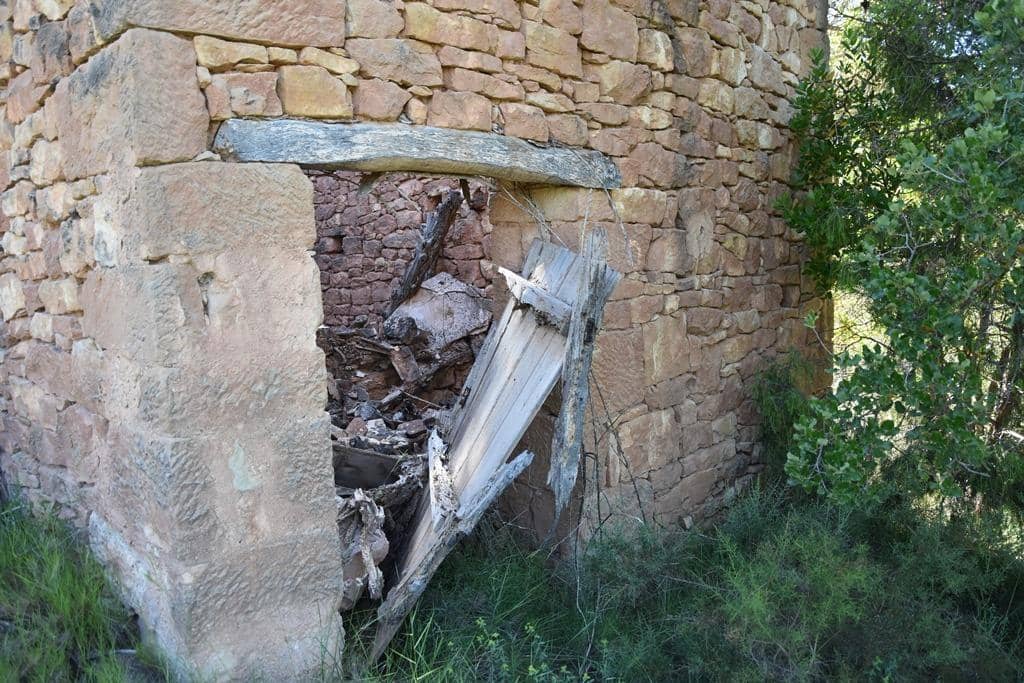 1 bedroom Finca/Country House for sale in Cretas - € 48,000 (Ref: 9204752)