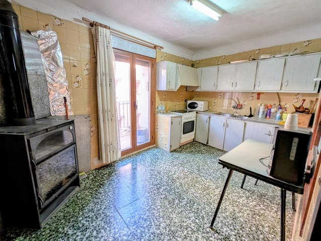 5 bedroom Townhouse for sale in Ráfales - € 140,000 (Ref: 9220157)