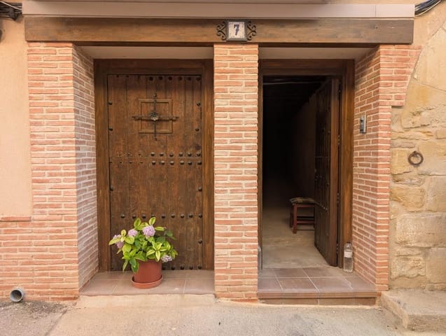 5 bedroom Townhouse for sale in Ráfales - € 140,000 (Ref: 9220157)