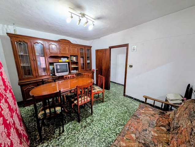 5 bedroom Townhouse for sale in Ráfales - € 140,000 (Ref: 9220157)