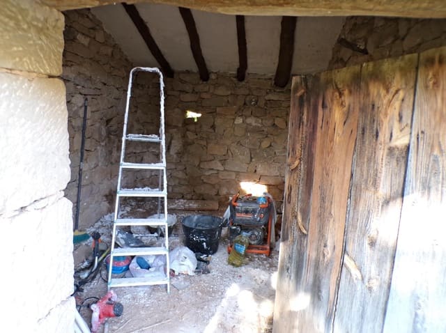 1 sypialnia Finka/Dom wiejski na sprzedaż w Torre del Compte - 29 000 € (Ref: 9257522)